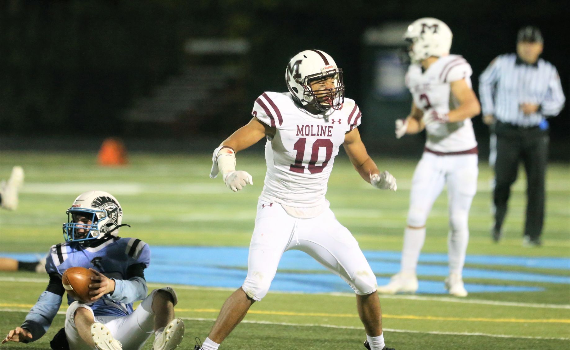 110521-qc-spt-moline fball54.jpg